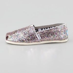 TOMS Glitter Slip-On, Bright Multi

SIZE 8.5